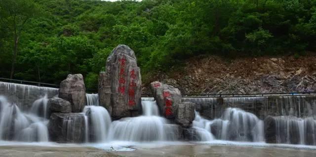 探秘冷知识平台手机出现彩色条纹怎么解决?,畅享独特知识饕餮盛宴